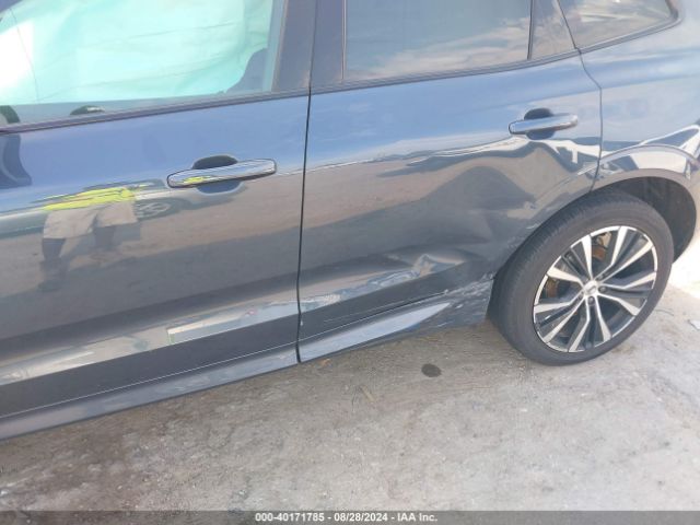 YV4L12RL4R1775828 Volvo Xc60 B5 Plus Dark Theme