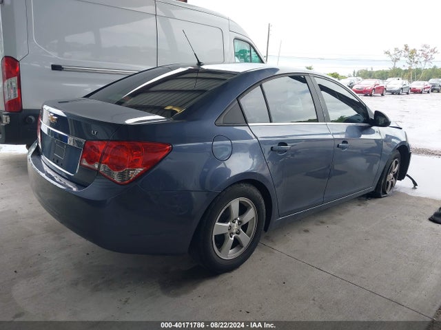 1G1PK5SB1E7434875 Chevrolet CRUZE LT