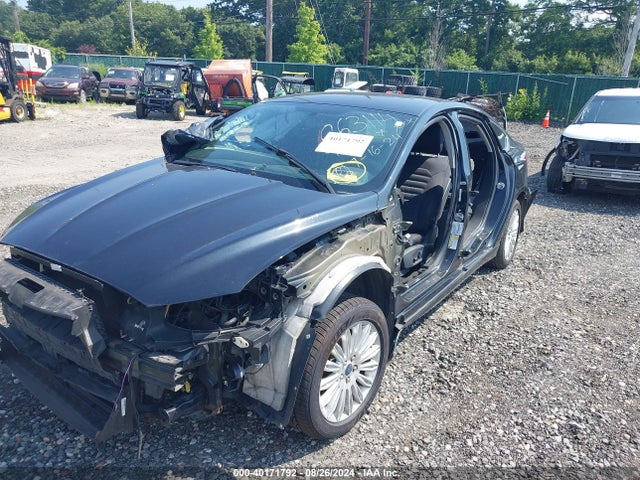 3FA6P0LU2ER244170 Ford Fusion Hybrid Se