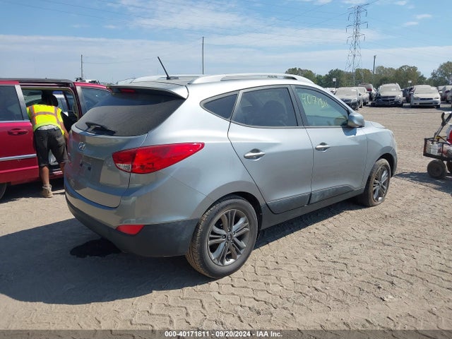 Hyundai TUCSON SE 2015 KM8JU3AG7FU107727 Image 4