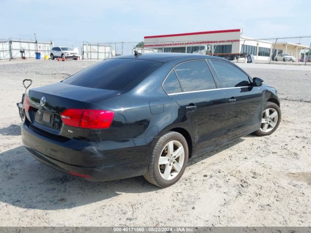 3VW3L7AJ0EM364392 Volkswagen Jetta 2.0l Tdi