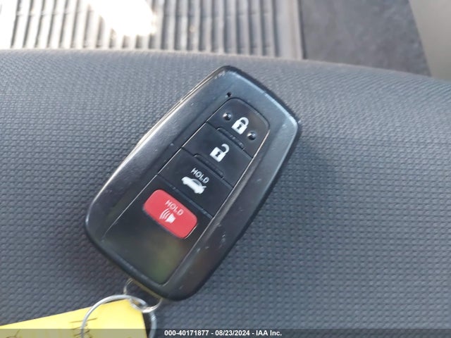 Toyota Corolla Hybrid Le 2022 JTDEAMDE5NJ043279 Image 11