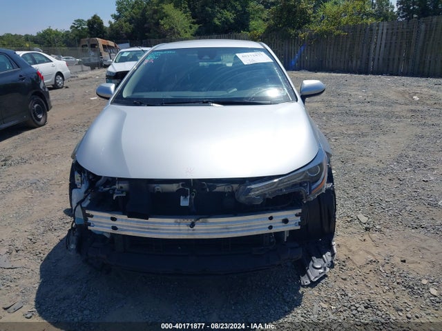 Toyota Corolla Hybrid Le 2022 JTDEAMDE5NJ043279 Image 13