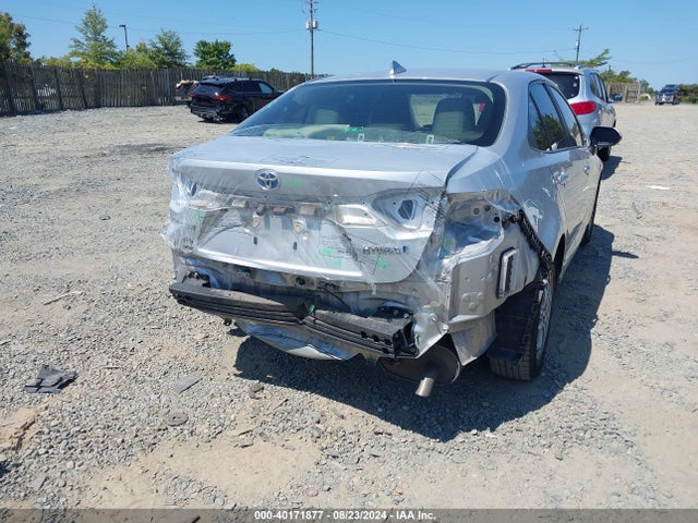 Toyota Corolla Hybrid Le 2022 JTDEAMDE5NJ043279 Image 6