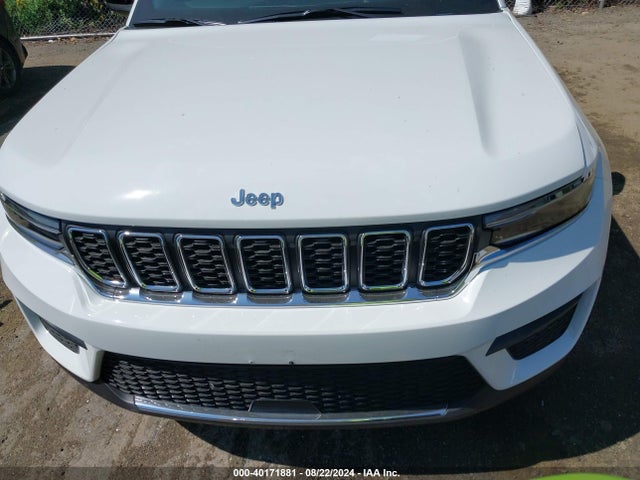 1C4RJHAG1RC706663 Jeep Grand Cherokee Laredo X 4x4