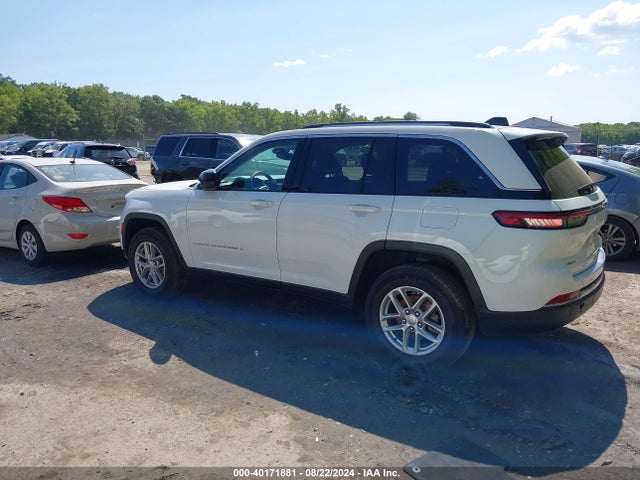 1C4RJHAG1RC706663 Jeep Grand Cherokee Laredo X 4x4
