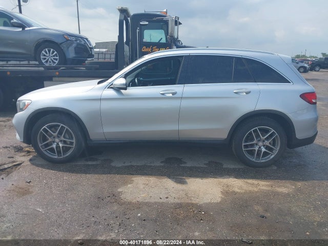 WDC0G4JB7HF129116 Mercedes-Benz GLC 300