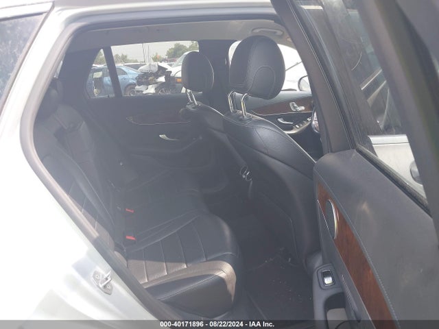 WDC0G4JB7HF129116 Mercedes-Benz GLC 300