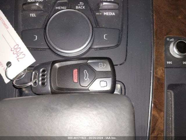 WA1ANAFY2J2129852 Audi Q5 2.0t Premium/2.0t Tech Premium