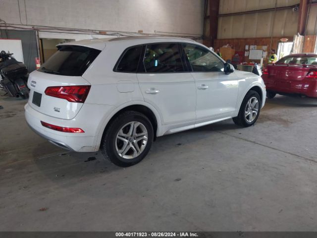 WA1ANAFY2J2129852 Audi Q5 2.0t Premium/2.0t Tech Premium