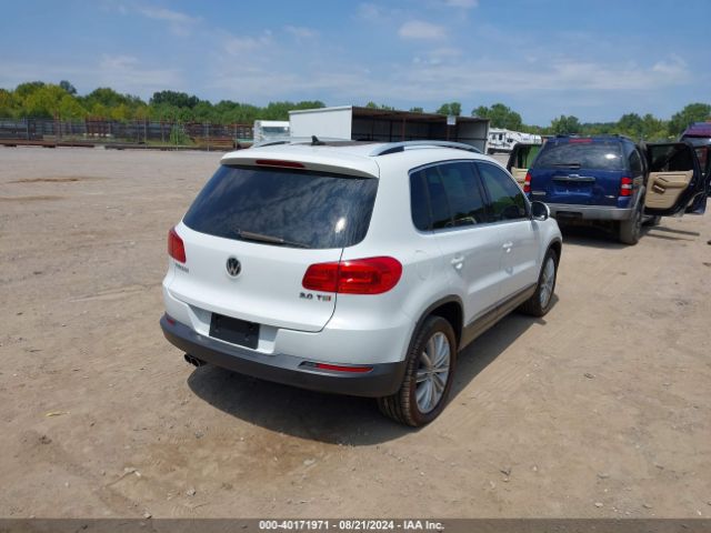 WVGAV3AXXEW626061 Volkswagen TIGUAN SE