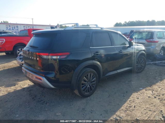 5N1DR3CB5NC252107 Nissan Pathfinder Sl 2wd
