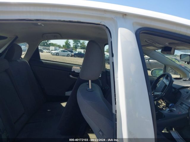 JTDKN3DU1F1997375 Toyota Prius Two