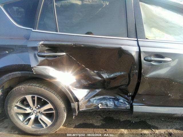 Toyota Rav4 Xle 2018 JTMWFREV8JJ186271 Image 13