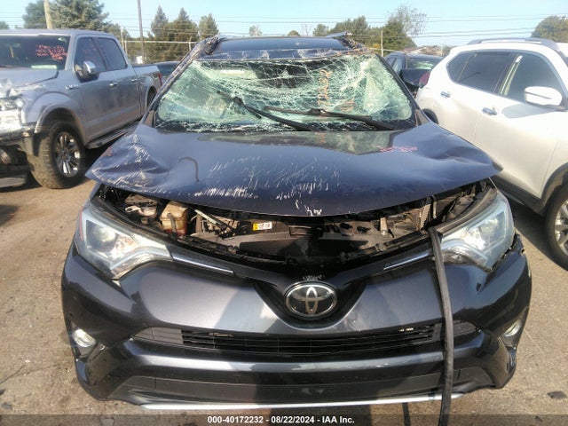 Toyota Rav4 Xle 2018 JTMWFREV8JJ186271 Image 14