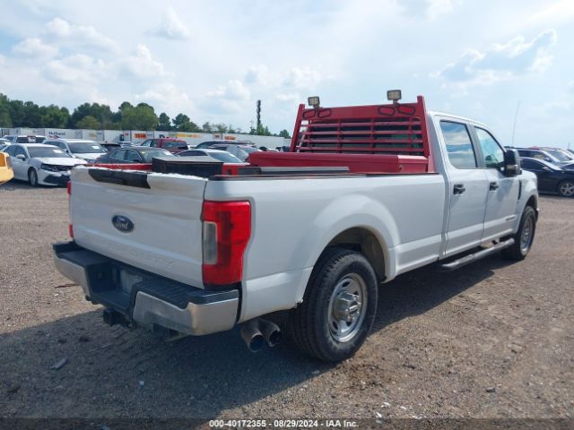 1FT7W3AT0JEC82538 Ford F-350 Xl