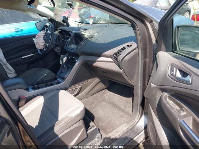 1FMCU9GX5GUC24730 Ford ESCAPE SE