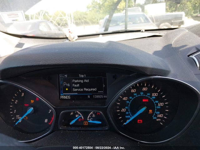 1FMCU9GX5GUC24730 Ford ESCAPE SE