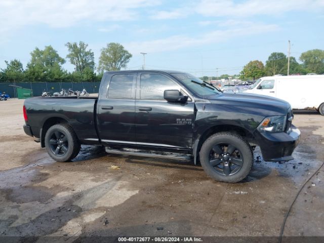 1C6RR7FG0JS224795 RAM 1500 Express Quad Cab 4x4 6'4 Box