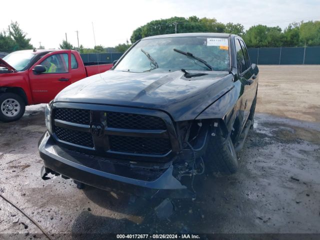 1C6RR7FG0JS224795 RAM 1500 Express Quad Cab 4x4 6'4 Box