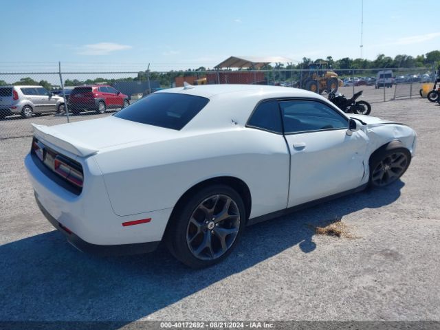 2C3CDZAG4KH731597 Dodge Challenger Sxt