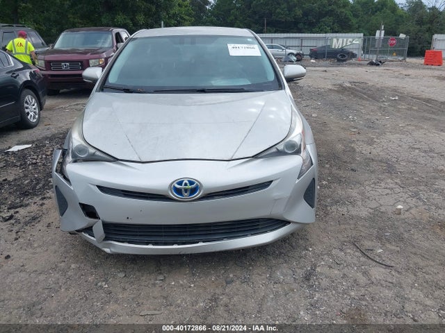 Toyota Prius Two Eco 2016 JTDKARFU0G3011626 Image 12