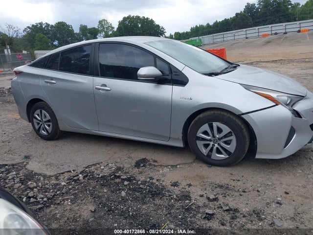 Toyota Prius Two Eco 2016 JTDKARFU0G3011626 Image 13