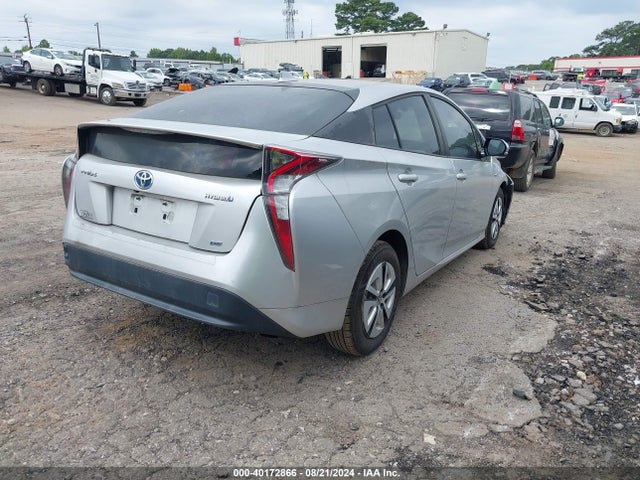 Toyota Prius Two Eco 2016 JTDKARFU0G3011626 Image 4