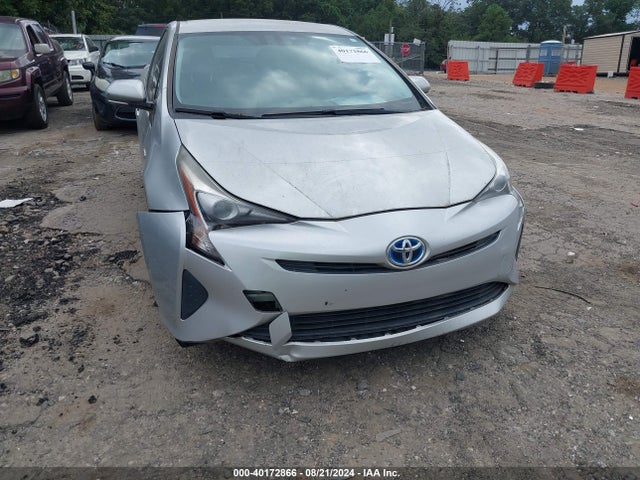 Toyota Prius Two Eco 2016 JTDKARFU0G3011626 Image 6