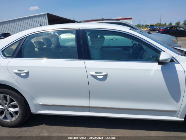 1VWAT7A37HC023845 Volkswagen Passat 1.8t S