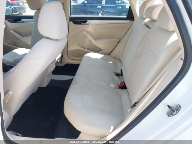 1VWAT7A37HC023845 Volkswagen Passat 1.8t S