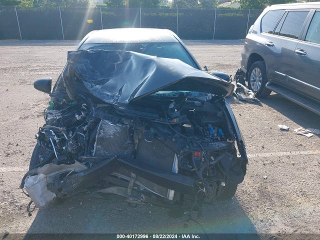 Toyota COROLLA LE 2018 2T1BURHE0JC059378 Image 6