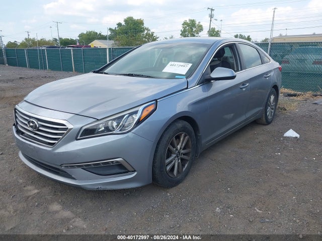 Hyundai SONATA SE 2015 5NPE24AF7FH175691 Image 2