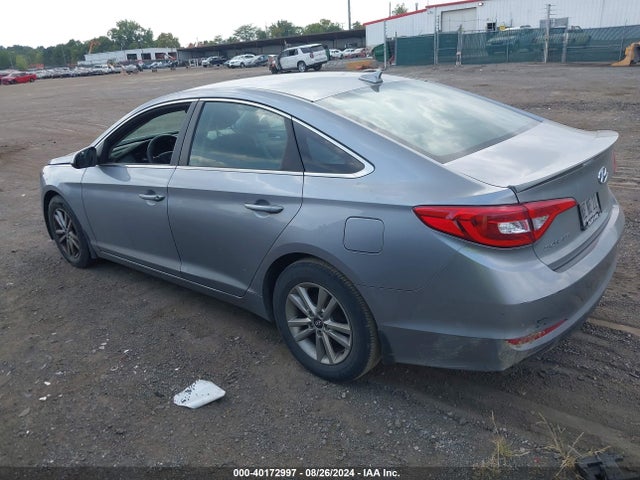 Hyundai SONATA SE 2015 5NPE24AF7FH175691 Image 3