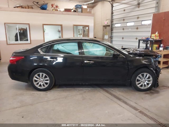 Nissan Altima 2.5 S 2017 1N4AL3AP0HC225611 Image 13