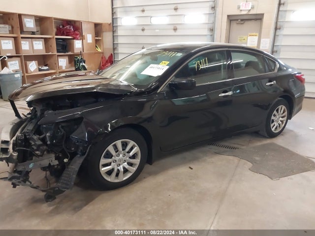 Nissan Altima 2.5 S 2017 1N4AL3AP0HC225611 Image 2