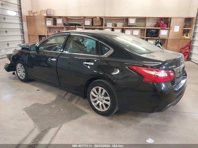 Nissan Altima 2.5 S 2017 1N4AL3AP0HC225611 Image 3
