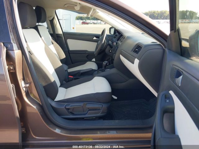 3VW2K7AJ9FM227418 Volkswagen Jetta 2.0l S