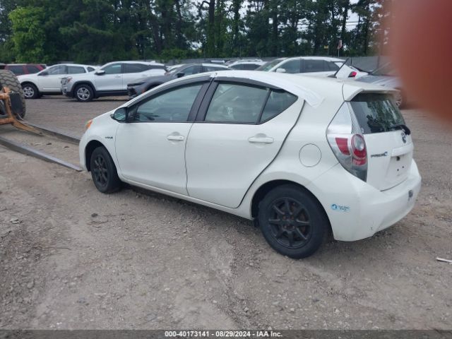 JTDKDTB32E1564336 Toyota Prius C Two