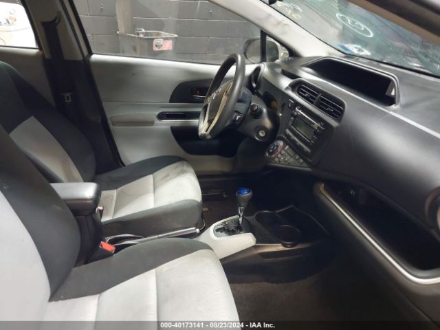 JTDKDTB32E1564336 Toyota Prius C Two