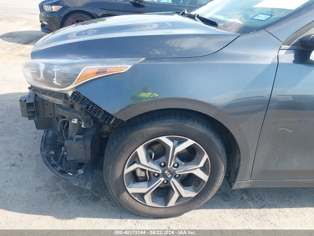 KIA Forte Lxs 2019 3KPF24AD8KE135220 Image 13