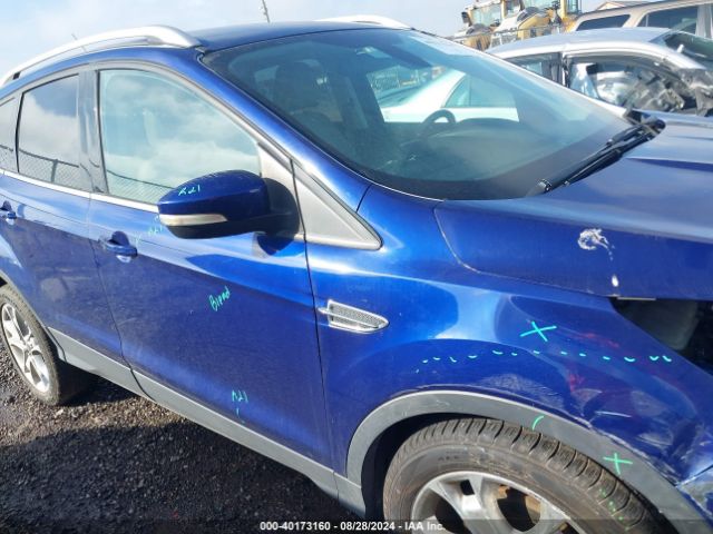 1FMCU0JX4EUB66059 Ford Escape Titanium