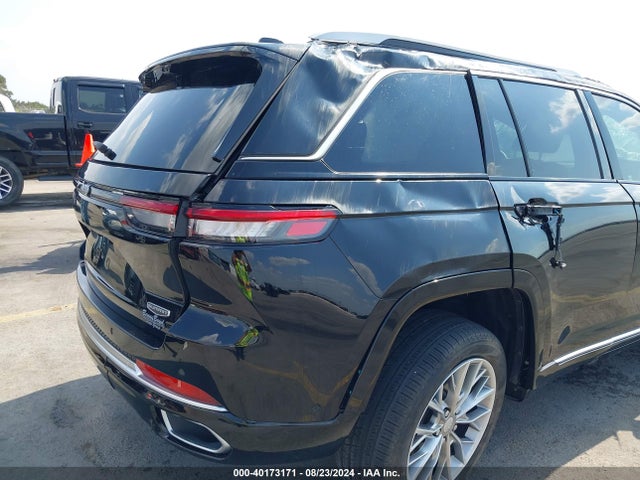 1C4RJGEGXPC514143 Jeep Grand Cherokee Summit 4x2