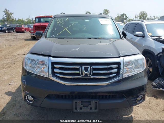 Honda Pilot Touring 2015 5FNYF4H98FB009549 Image 12