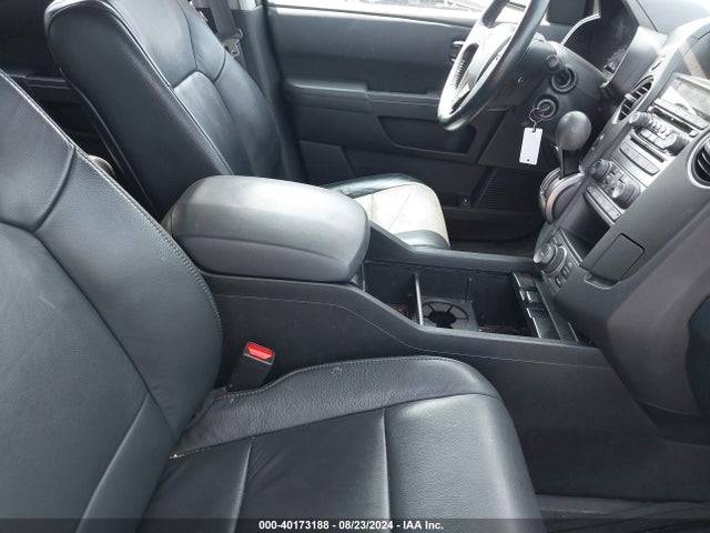 Honda Pilot Touring 2015 5FNYF4H98FB009549 Image 5