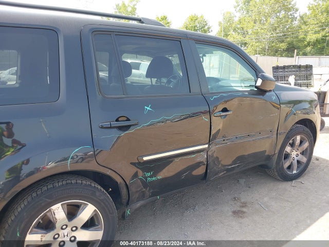 Honda Pilot Touring 2015 5FNYF4H98FB009549 Image 6