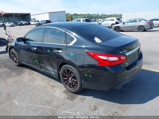 Nissan Altima 2.5 S 2017 1N4AL3AP8HC249736 Image 3
