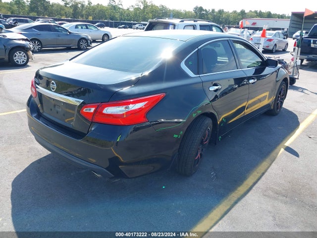 Nissan Altima 2.5 S 2017 1N4AL3AP8HC249736 Image 4