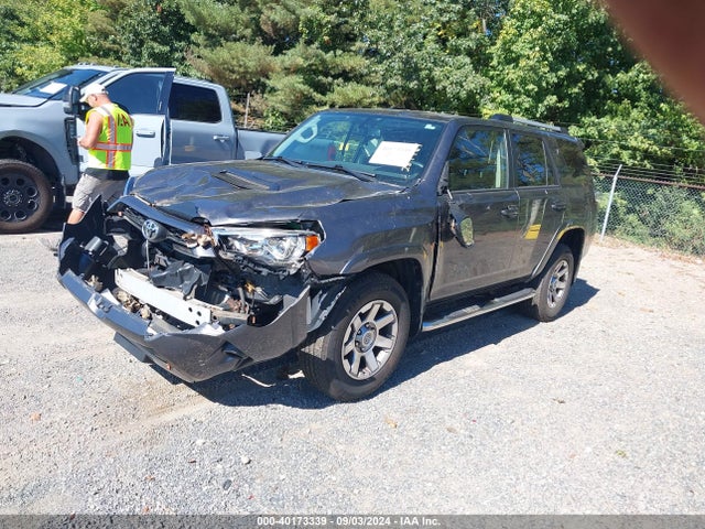 Toyota 4runner Trail Premium 2016 JTEBU5JR2G5289964 Image 2