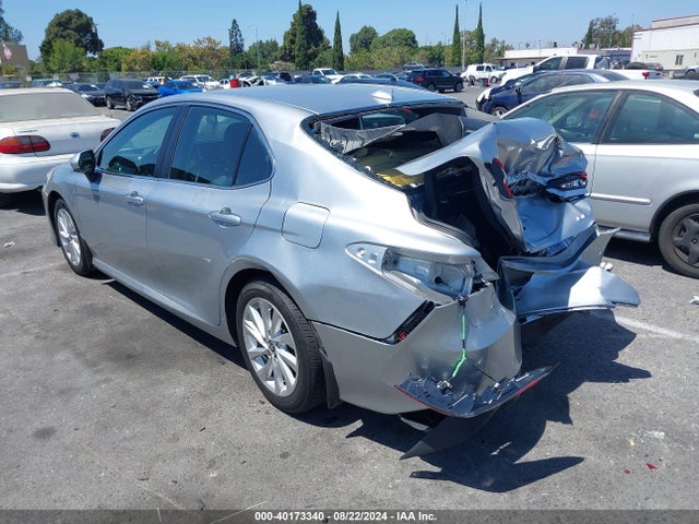 4T1C11AK3PU811970 Toyota CAMRY LE